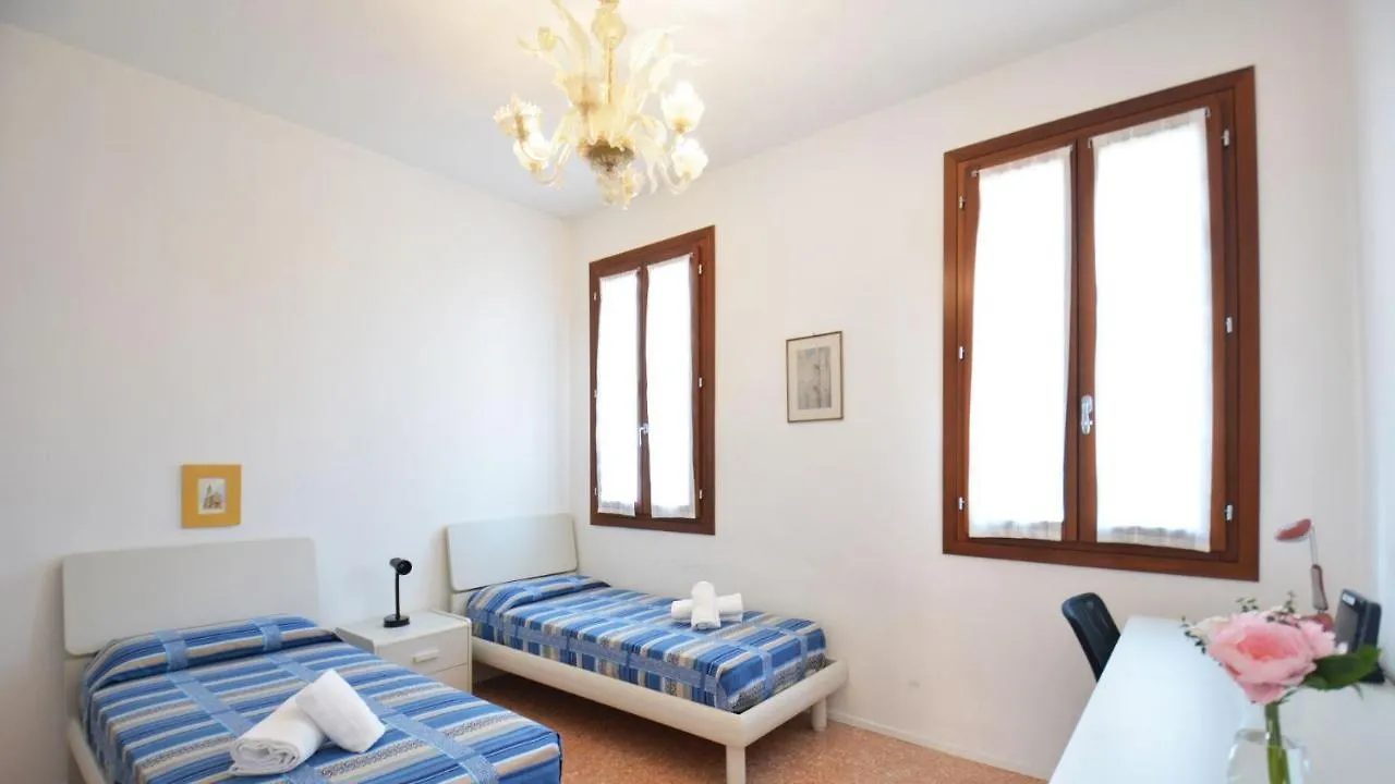 דירות ונציה Casa Diana 0*,  איטליה